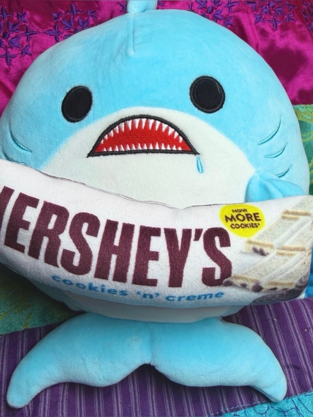 ZURO Snackles Seth The Shark Hershey’s Cookies N Cream Plush 8”